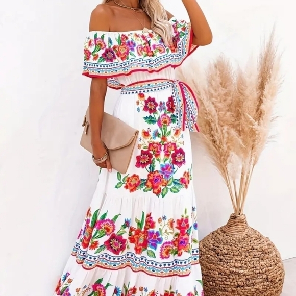 Floral Belted Tunic Style Maxi Dress - Picture 3 of 13